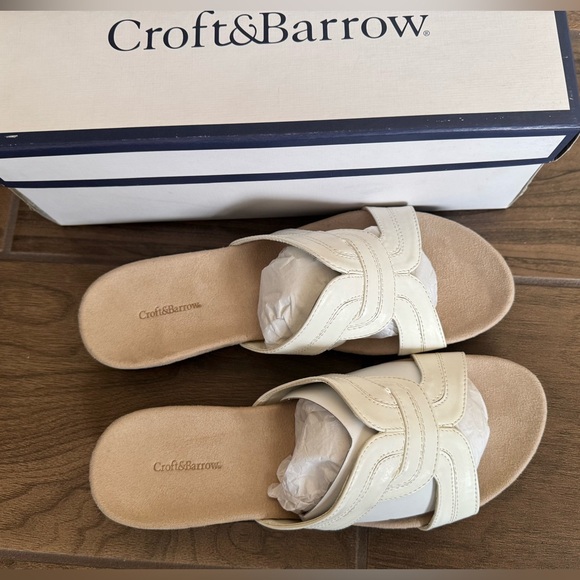 Croft & Barrow Cream Sandals H-Style Design - Picture 5 of 5